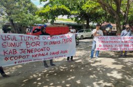 Mahasiswa Unjuk Rasa Terkait Dugaan Korupsi Proyek di Jeneponto