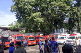 Nurdin Abdullah Kembali Datangkan Belasan Ambulans dan Damkar dari Jepang