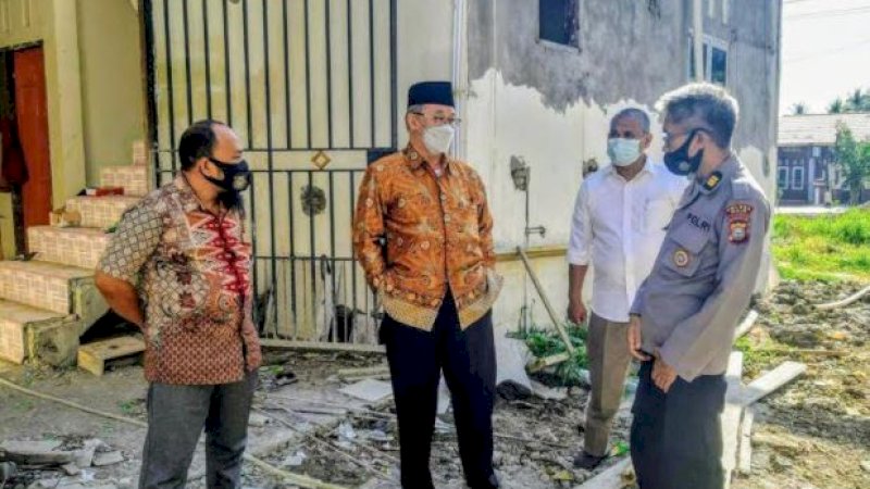 Kasat Binmas Polres Wajo, AKP Hasanuddin Leo, melaksanakan giat silaturahmi dengan Pimpinan Muhammadiyah Sulawesi Selatan, Ambo Asse, bersama Pimpinan Muhammadiyah Wajo, Muhammad Arif, Jumat (12/2/2021).