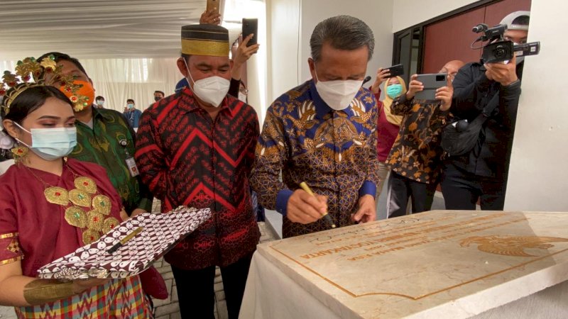 Peresmiannya dilakukan langsung oleh Gubernur Sulsel, Nurdin Abdullah, Selasa (16/02/2021).

