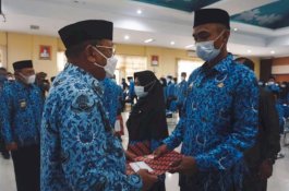 Serahkan 164 SK CPNS, Bupati Jeneponto: Ingat, 10 Tahun Tidak Boleh Ada yang Pindah!