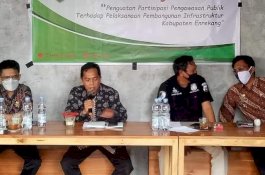 Gelar Dialog Publik, Kitab Apresiasi Upaya Pemkab Enrekang Pulihkan Ekonomi
