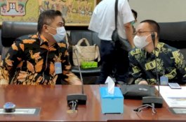 Ikut Rapat Bahas Rel Kereta Api di Kantor Staf Presiden, Sekda Barru Sampaikan Keluhan Warga