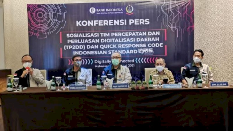 Konferensi pers sosialisasi TP2DD di Four Points by Sheraton Hotel, Kota Makassar, Selasa (23/2/2021).