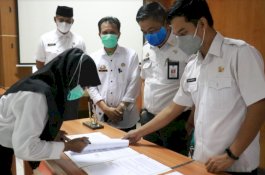 Sembilan Orang Penyuluh Pertanian Barru Diangkat Jadi PPPK