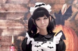 Jangan Salah, Wanita Ini Bukan Gadis SMA, Orang Ini Sebenarnya Pria Berusia 42 Tahun