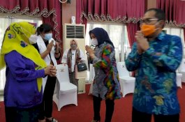 Silaturahmi dengan Danny-Fatma, Ketua Dekranasda Sulsel: Selamat, ya!