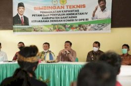 Ke Bantaeng, Azikin Solthan Ajak Polbangtan Latih Petani Milenial