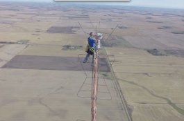 Pria Ini Bergaji Rp260 Jutaan, Kerjanya Hanya Mengganti Lampu Sekali per 6 Bulan