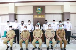 Ayah-Anak Diangkat Bersamaan Menjadi PPPK di Barru, Bupati Sebut Pelantikannya Istimewa