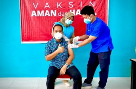 Disuntik Sinovac di RSKD Dadi, Bos Bank Muamalat Sulampua Rasakan Ini