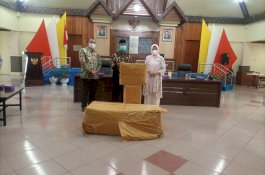 Pemkot Parepare Dapat Bantuan APD dari Anggota DPR Hasnah Syam