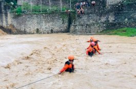 Arus Tiba-Tiba Deras, 2 Bocah Perempuan Terseret Air Sungai di Palopo