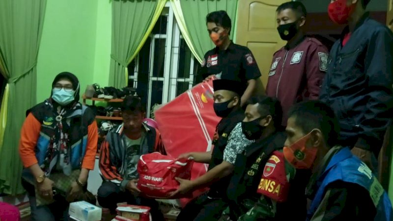 Pemkot Palopo Serahkan Bantuan untuk Keluarga Korban Terseret Arus Sungai