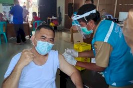 Staf Inspektorat, Satpol PP dan Damkar Sidrap Ikut Vaksinasi Covid-19