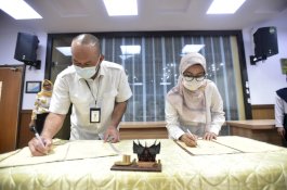 Bupati Luwu Utara Beri Perlindungan Asuransi ke Petani