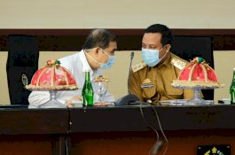 Andi Sudirman Minta Guru-guru di Sulsel Mulai Disuntik Vaksin Covid-19