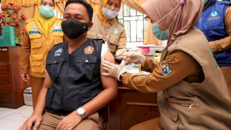 Usai Vaksinasi Covid-19, Ilham Azikin: Sehat untuk Kita Semua!