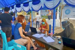Ratusan Warga Tionghoa di Bulukumba Antusias Ikut Vaksinasi COVID-19