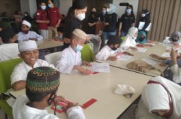 Rayakan Hari Jadi Ke-5, Whiz Prime Hasanuddin Berbagi dengan Anak Panti