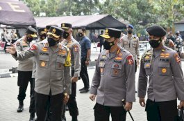 Kapolri Tinjau Vaksinasi Covid-19 Tahap Dua 36.292 Personel Polda Jabar