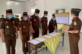 Wujudkan Zona WBM-WBK, Kejari Barru Tanda Tangani Pakta Integritas