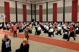 Jokowi Masih di Toraja, Peserta Festival Vaksinasi Makassar Sudah Duduk Rapi di Hotel Dalton