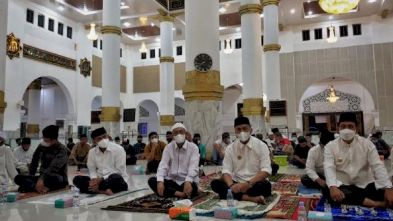 Digelar Sederhana, Pemda Wajo Peringati Isra Mikraj di Masjid Agung Ummul Qura