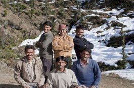 Menikah dengan 5 Pria Bersaudara, Wanita Ini Bikin Jadwal Berhubungan Intim dan Tidur Satu Ranjang