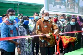 Lewat Program RTLH, Bupati Sidrap Serahkan Rumah Layak Huni Warga Kurang Mampu