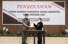 Bupati Gowa Serahkan LKPD Tahun Anggaran 2020 ke BPK RI Perwakilan Sulsel