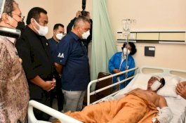 DPP Nasdem Besuk Korban Bom Bunuh Diri Gereja Katedral Makassar