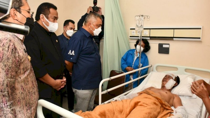 DPP Nasdem Besuk Korban Bom Bunuh Diri Gereja Katedral Makassar