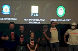 Soft Launching di Makassar, MieKu Gelar Nonton Bareng Film 