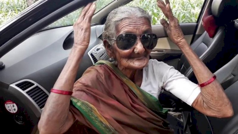 Umurnya 107 Tahun, Nenek Ini Jadi YouTuber Tertua di Dunia