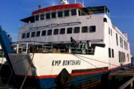 15 Jam Berlayar KMP Bontoharu Belum Tiba di Selayar, Ternyata Sempat Cari Jalur Aman ke Sultra