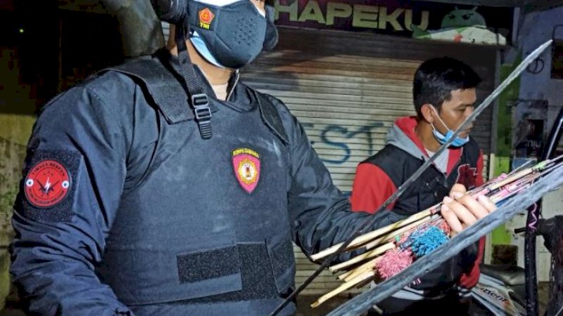 Barang bukti yang diamankan polisi.