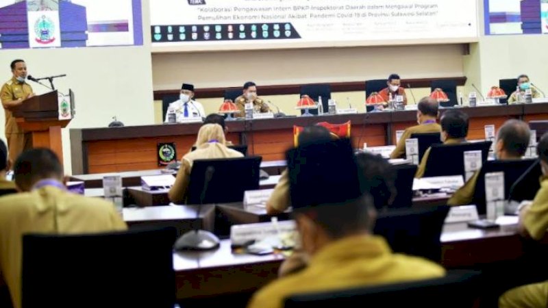 Rapat Koordinasi Pengawasan Intern Keuangan dan Pembangunan Serta Gelar Pengawasan Tingkat Provinsi Sulawesi Selatan 2021 di Ruang Rapim Kantor Gubernur Sulsel, Senin (5/4/2021).