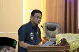 Suardi Saleh Sampaikan LKPJ Pemkab Barru Tahun 2020
