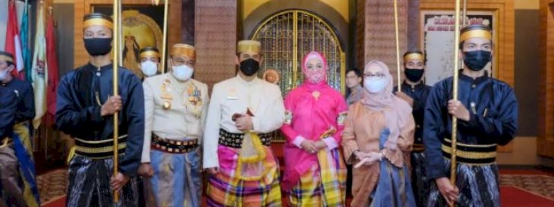 Ke Bone, Kapolda Sulsel Dapat Gelar Kehormatan Lasalipu Daeng Marakka