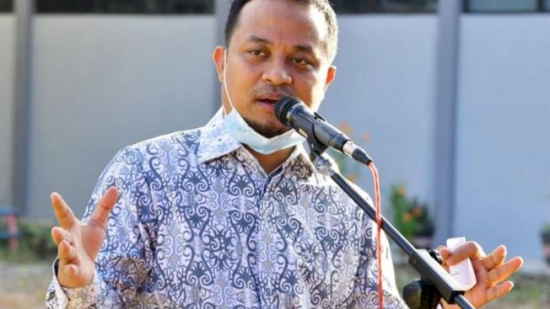 Gubernur Sulsel Andi Sudirman Sulaiman 