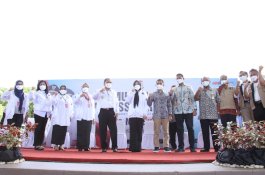 Danny-Fatma Terima Bantuan 5.000 Masker untuk Tim Relawan Makassar Recover