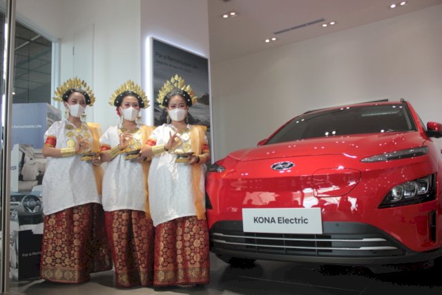 Hadir Di Makassar Hyundai City Store Tawarkan Mobil Listrik Murah