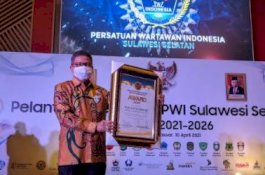 Peduli Pers, Wali Kota Parepare Diganjar Penghargaan di PWI Awards