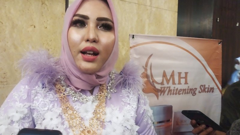 Owner MH Whitening Skin, Mirhayati