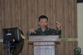 Ingatkan Bijak Bermedsos, Pangdam Hasanuddin Minta Personel Rindam Tak Komentari Kebijakan Pemerintah