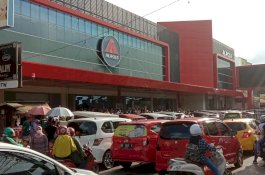 Picu Kemacetan di Pengayoman, Anggota DPRD Makassar: Izin Toko Alaska Bisa Dicabut