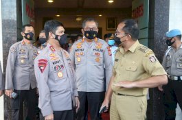 Hadiri Launching Aplikasi SIM Nasional Presesi,Danny:Kemajuan Besar POLRI