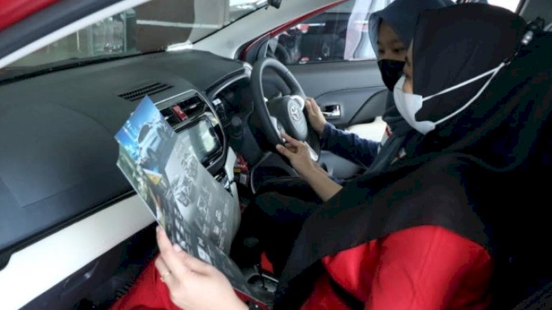 Laris Manis, Kalla Toyota Hadirkan Program "Lebaran Bah-Agya Bersama Calya-N"