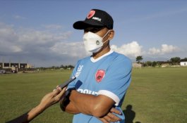Tak Penuhi Syarat Pelatih Liga 1, PSM Makassar Cari Pengganti Syamsuddin Batola